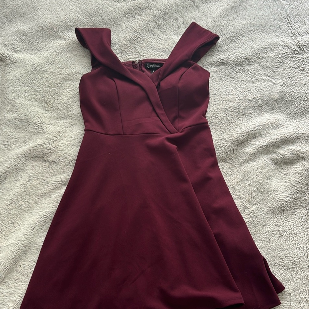 Off Shoulder Dress Mini/Midi Size 9